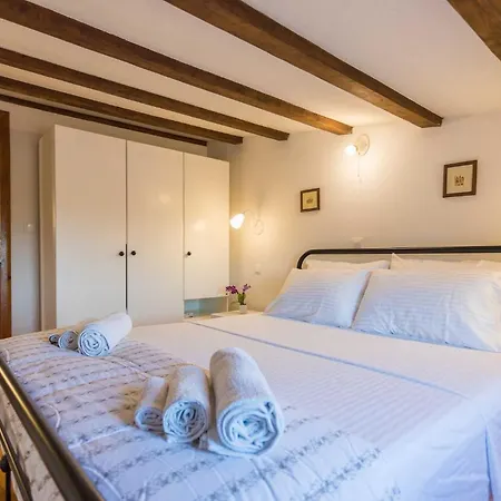 Casa Vala Romana With Jacuzzi And Big Garden *