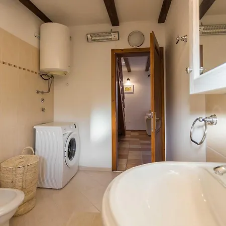 Casa Vala Romana With Jacuzzi And Big Garden