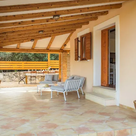 Casa de Férias Casa Vala Romana With Jacuzzi And Big Garden