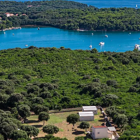 Holiday home Casa Vala Romana With Jacuzzi And Big Garden Pula
